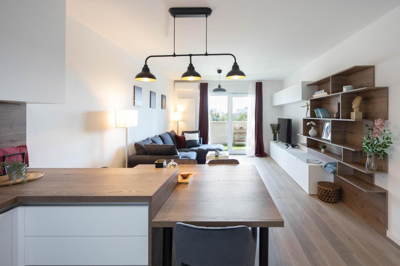 Stylish 2Bdr Apartment- Free Garage Zagreb Exterior foto